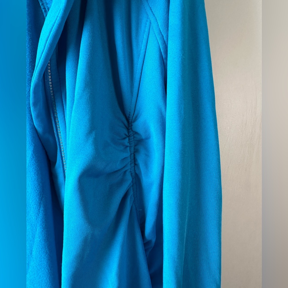 Athleta “Half Mile” Running Zip Up Jacket with Hoodie in Breaker size large - Picture 8 of 16